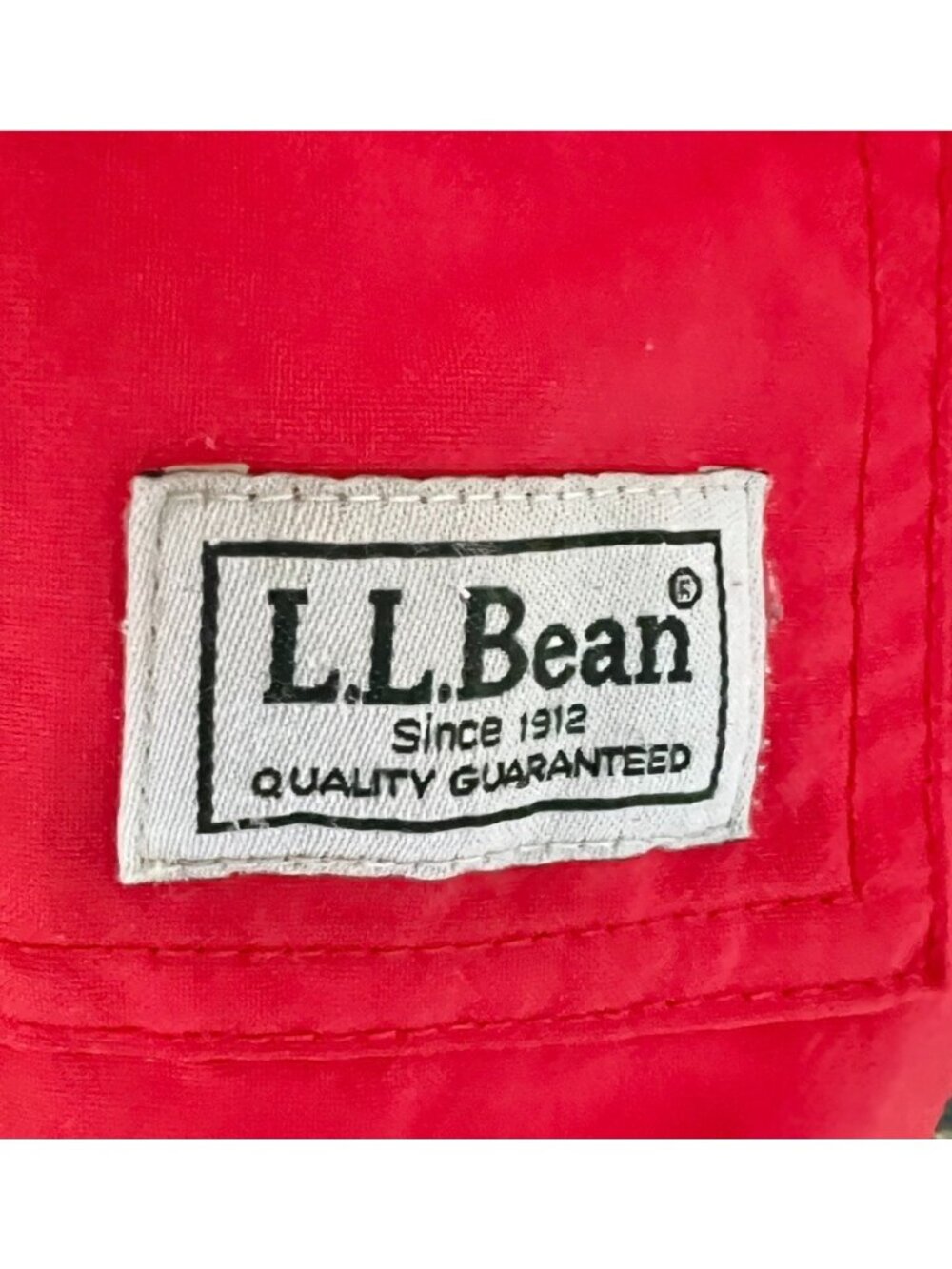 L.L. Bean Red Full-Zip Hooded Jacket With Drawstring Waist Size M Lightweight Ny - Picture 2 of 16